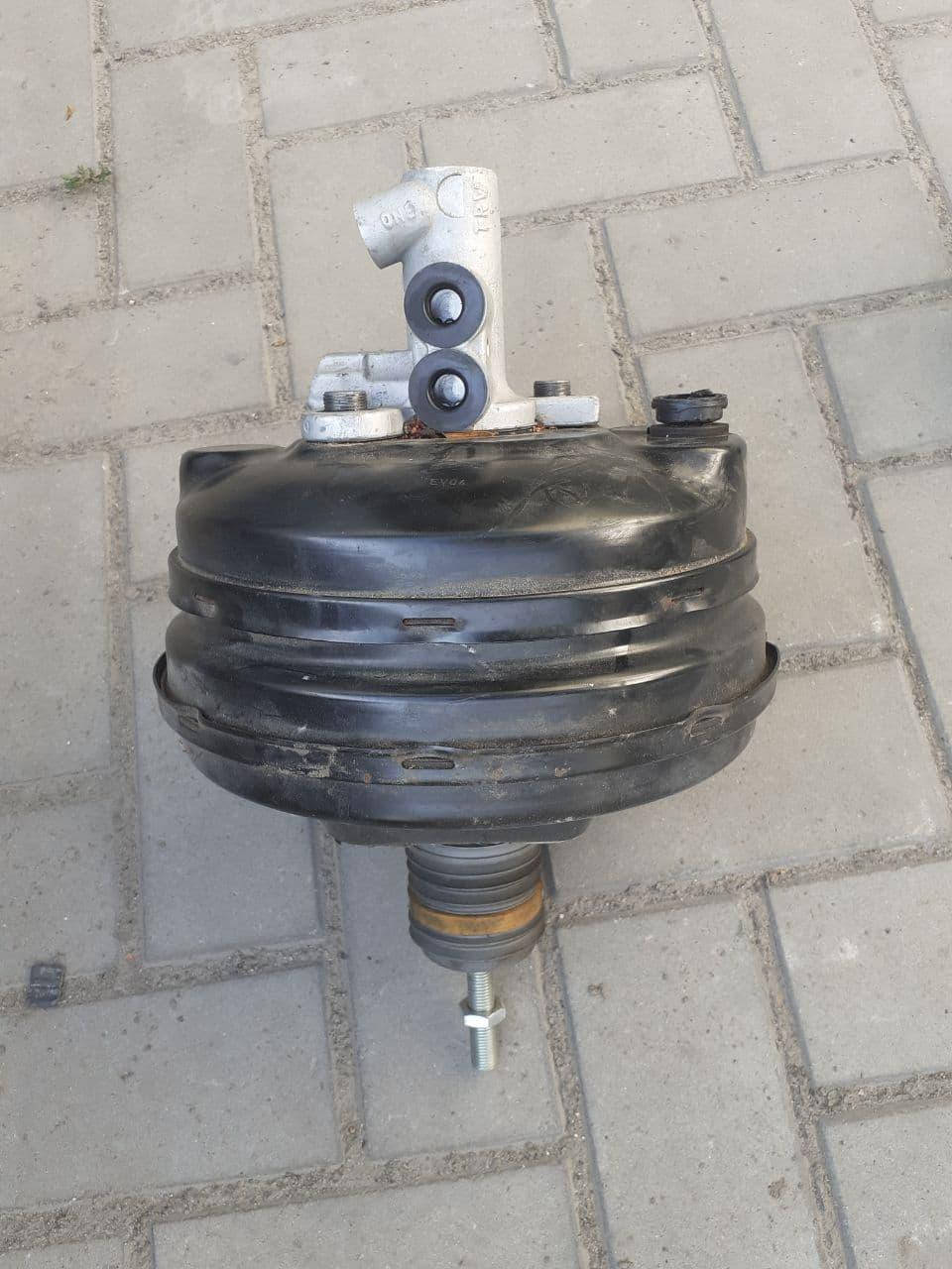 

Вакуумный усилитель тормозов Audi A6 C6 4F0612105G