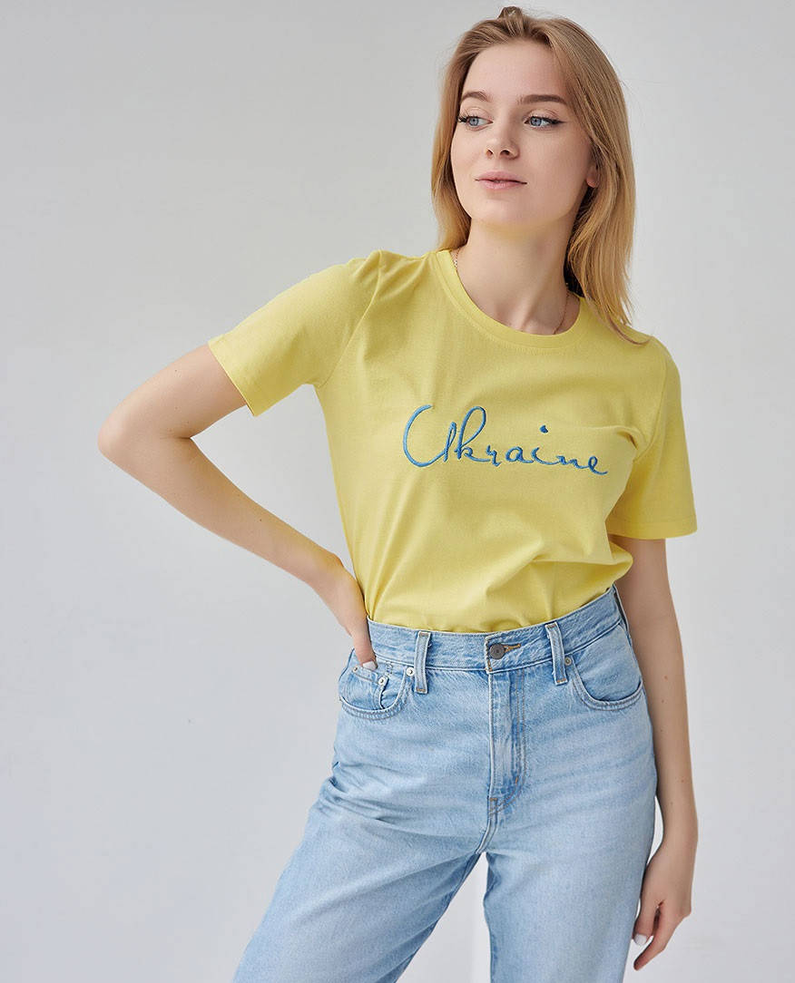 

Футболка женская хлопковая, патриотическая с вышивкой Украина, Лимонный, M
