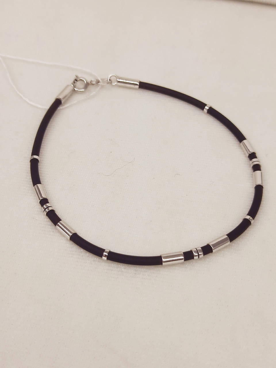 

Браслет каучуковий зі срібла (19,0-1,68гр.)