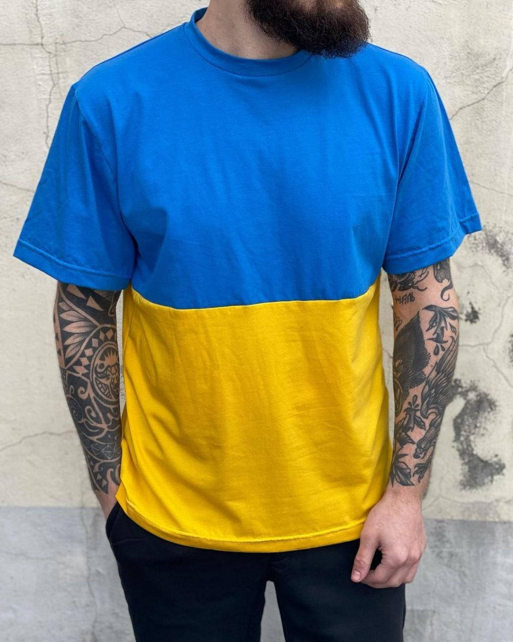

Унисекс патриотическая футболка Украина