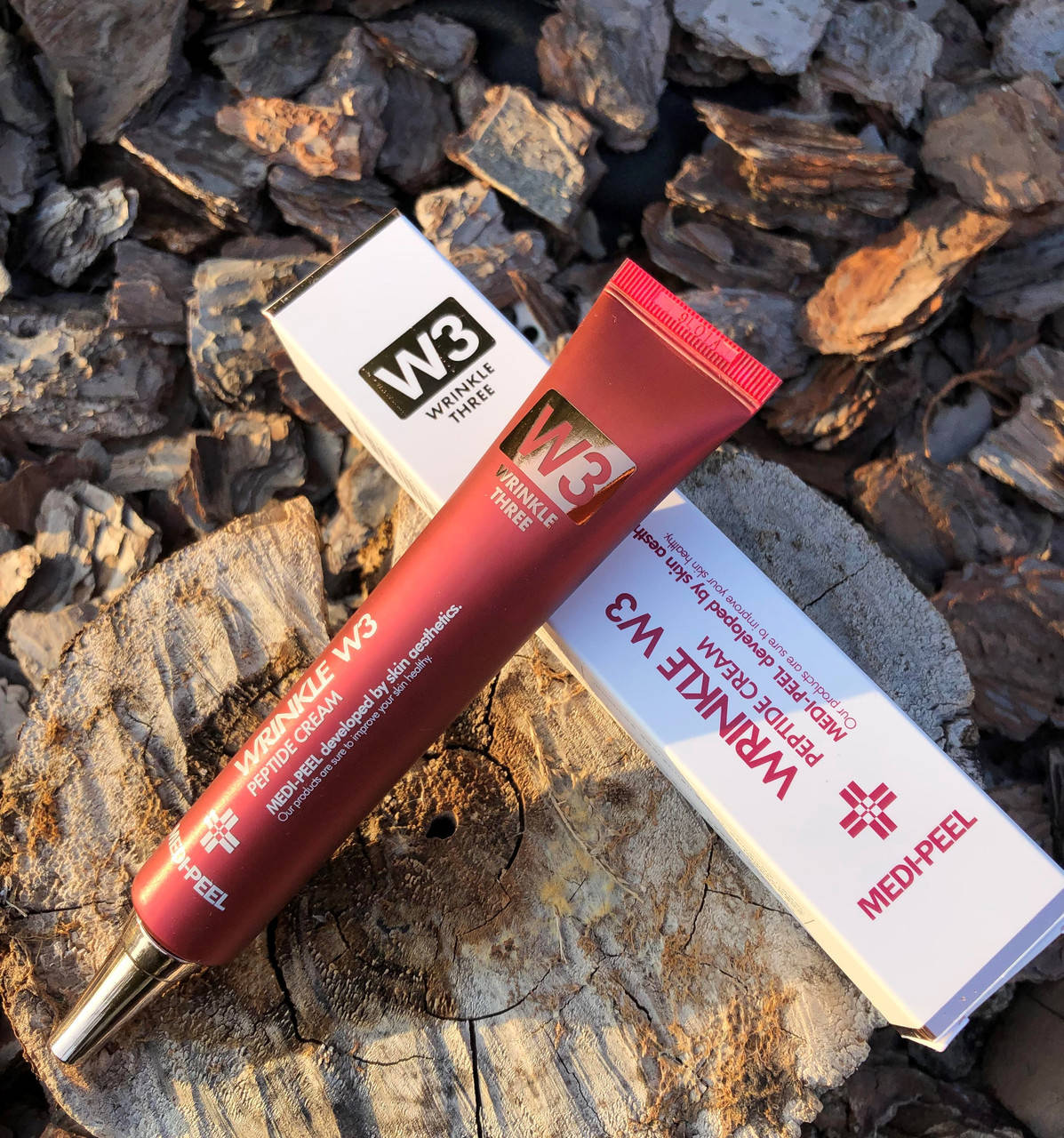 

Омолаживающий локальный крем с пептидным комплексом MEDI-PEEL Wrinkle W3 Peptide Cream