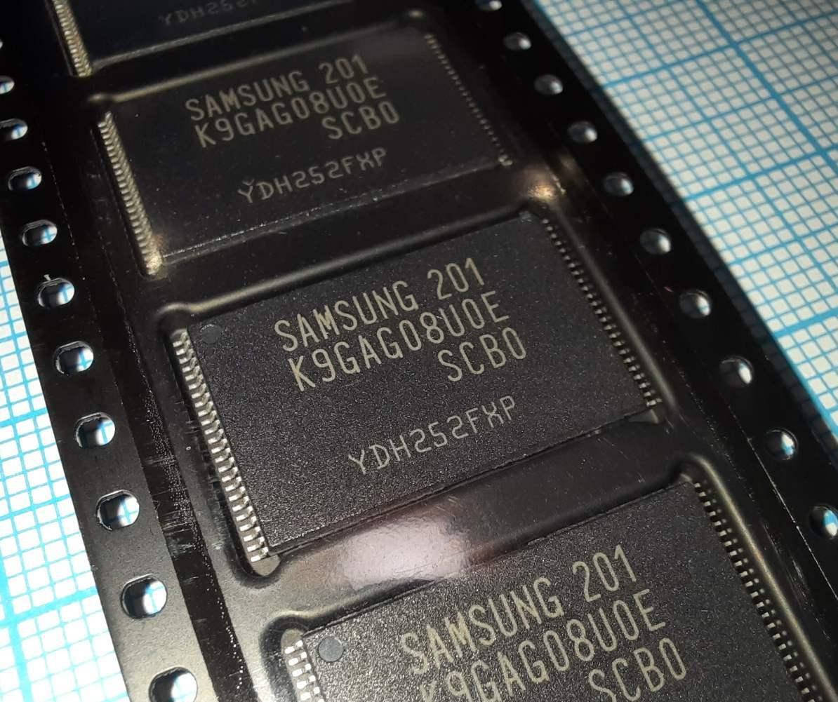 

Микросхема NAND K9GAG08U0E-SCB0