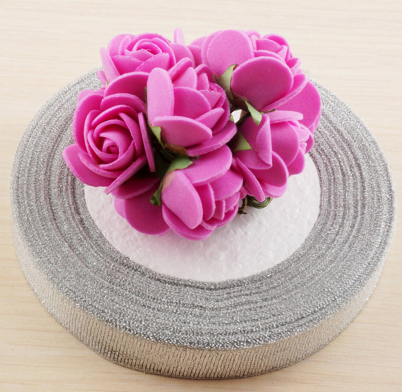 

Лента блестящая (15 мм) - 5 метров