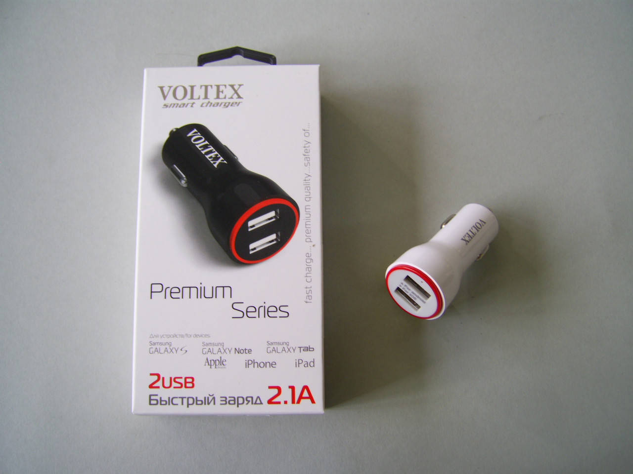 

Автомобильное зарядное устройство Voltex Premium VTA-1212 2.1A 2 Usb White