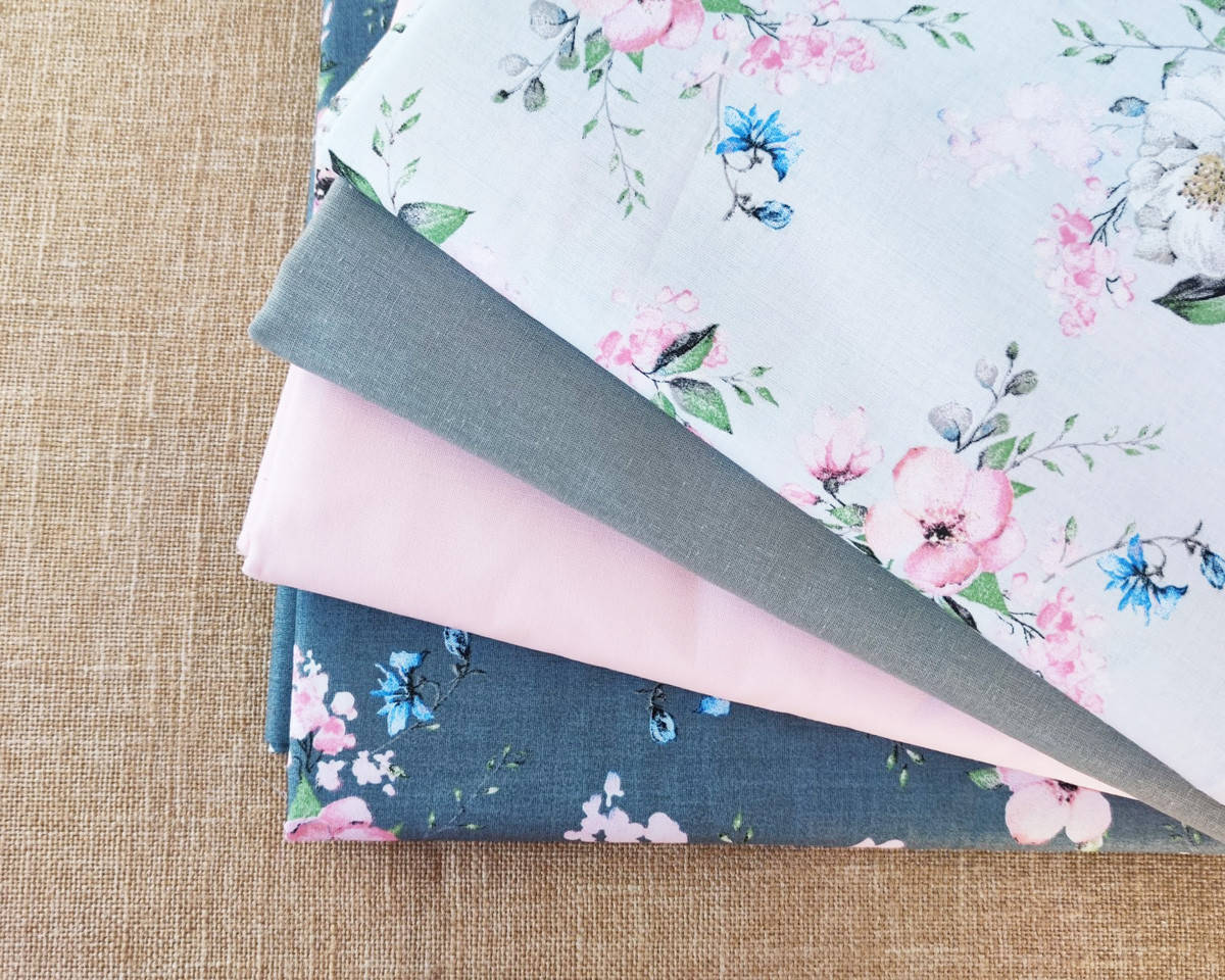 

Набор ткани "Цвет яблони в серо-розовых тонах"