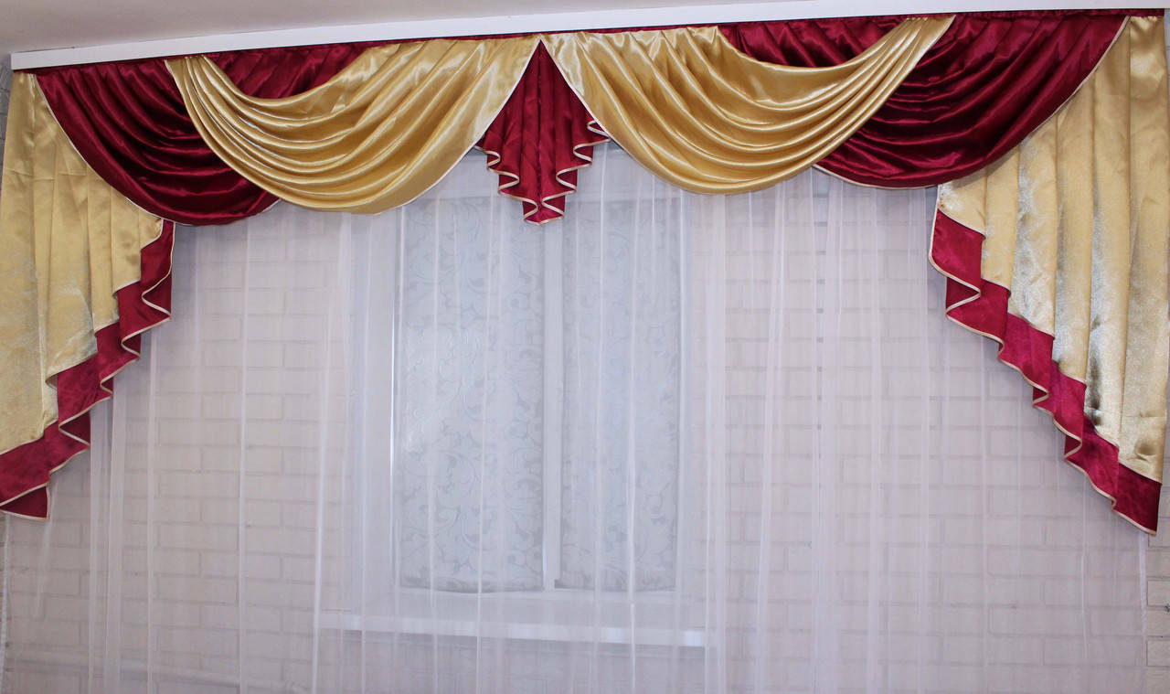 

Ламбрекен из атласа ручной выкладки №76, Бордовый