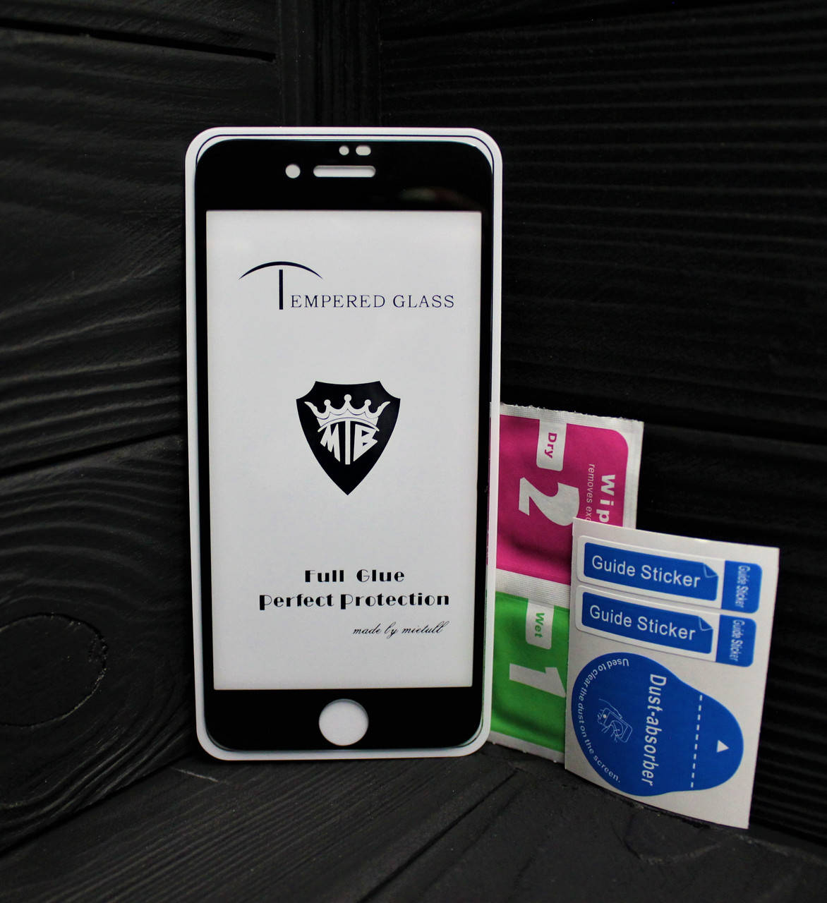 

Защитное стекло для iPhone 8 FullGlue чёрное, Прозрачный