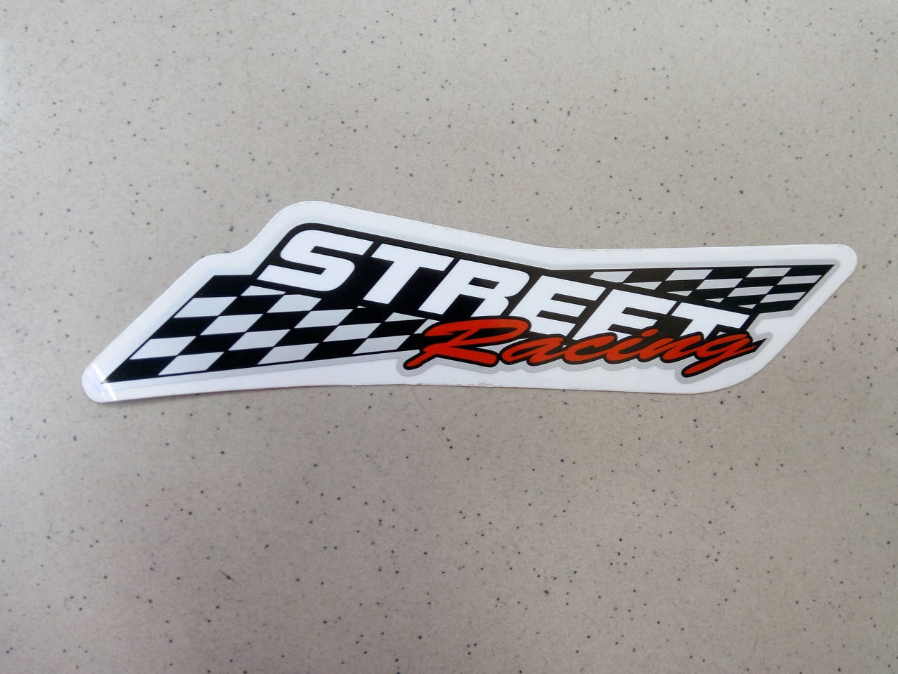 

Виниловые наклейки STREET RACING 17х6 см