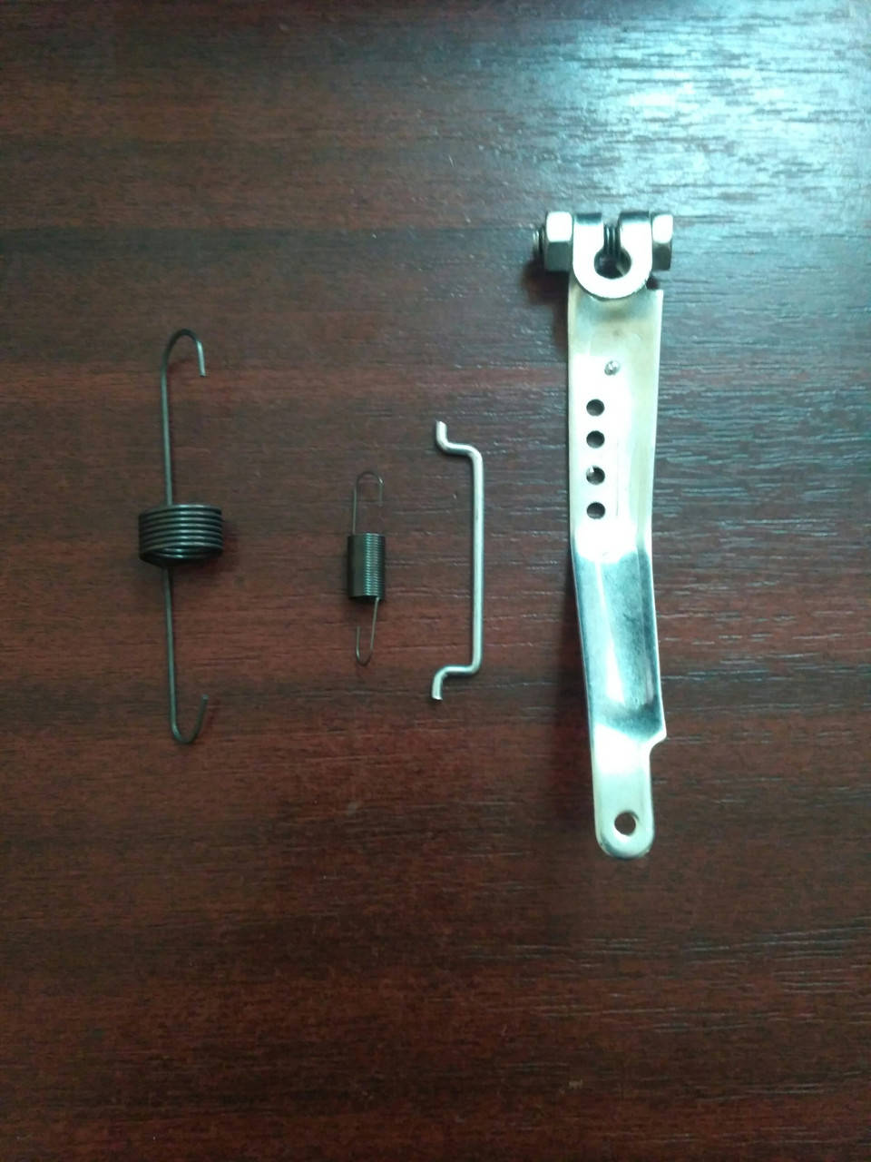 

Рычаг газа (регулятор оборотов) бензогенератора ET-950 JIANTAI