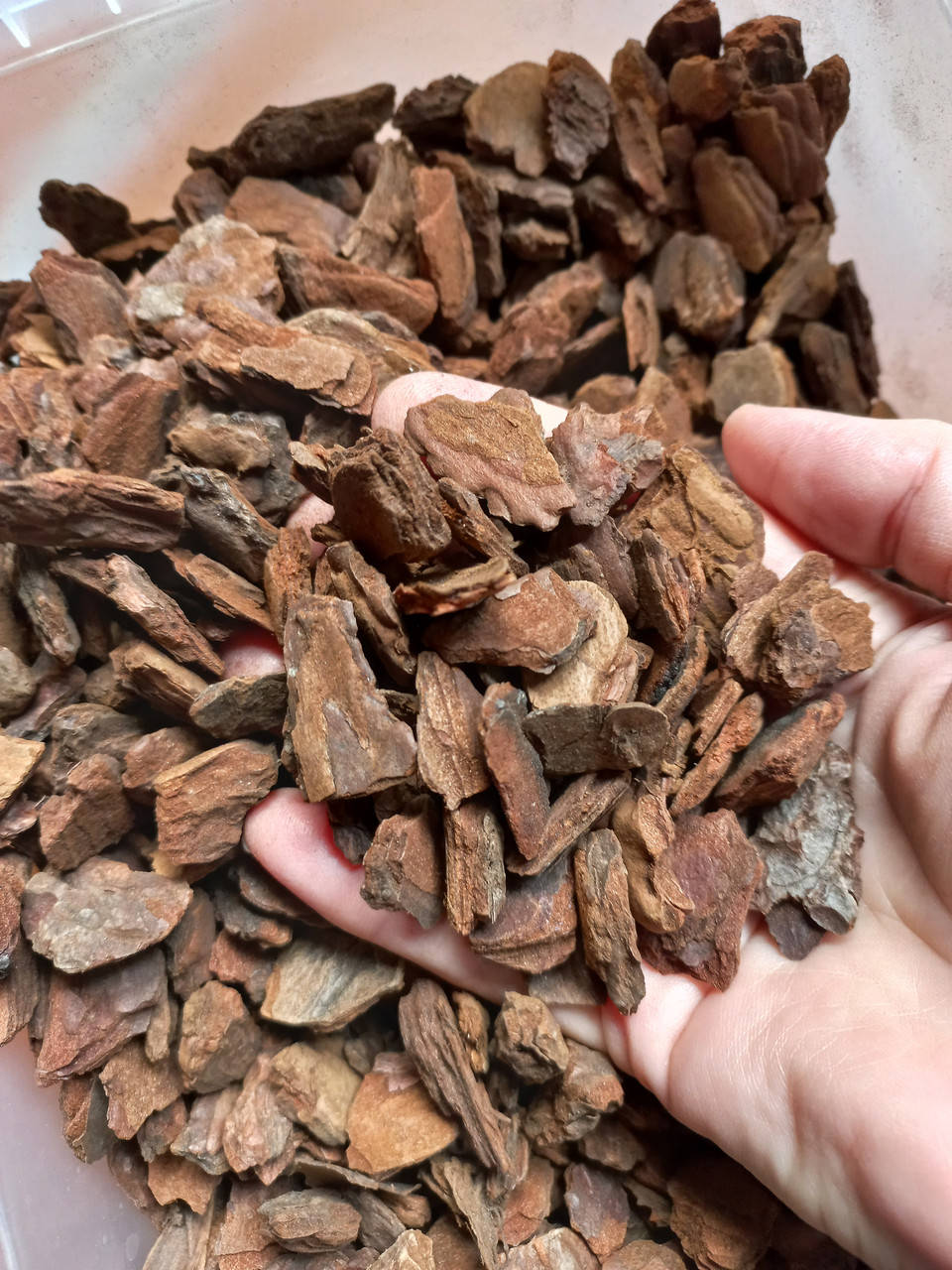 

Кора для орхидей 5литров фракция 10-15мм