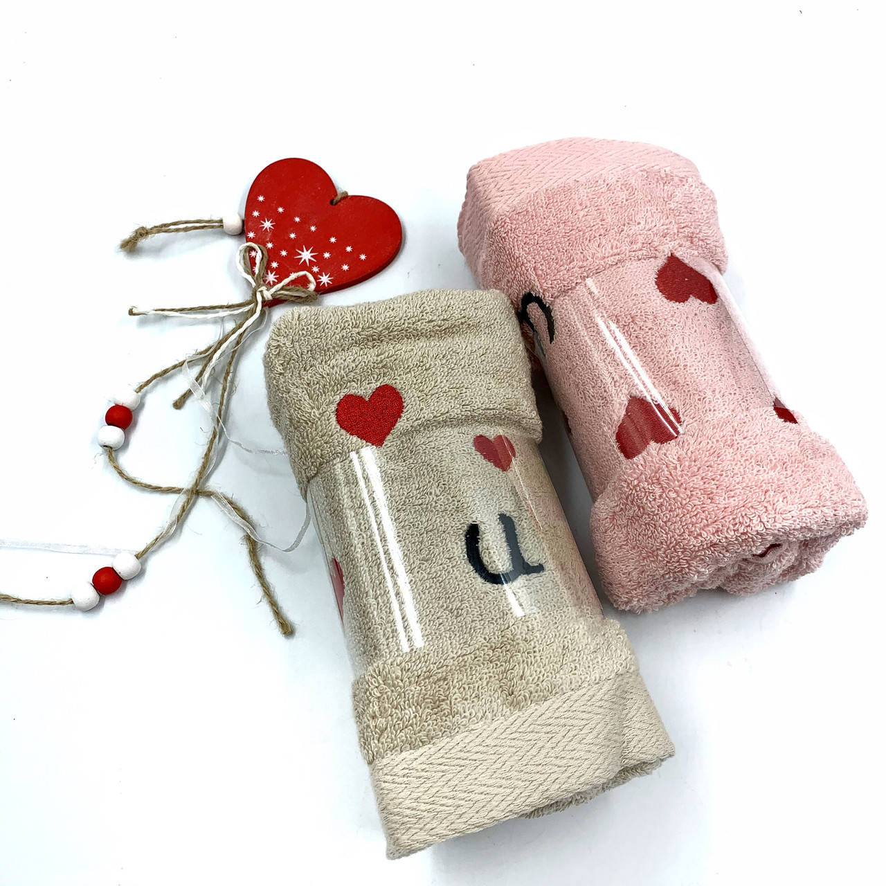 

Махровые полотенца «Love is» 35х70 см - 2шт.