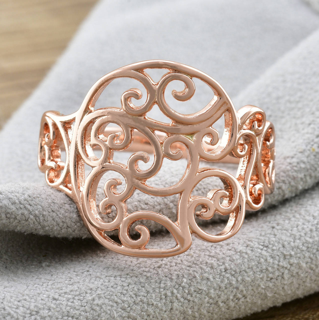 

Кольцо Xuping 13694 ширина 19 мм позолота РО размер 18