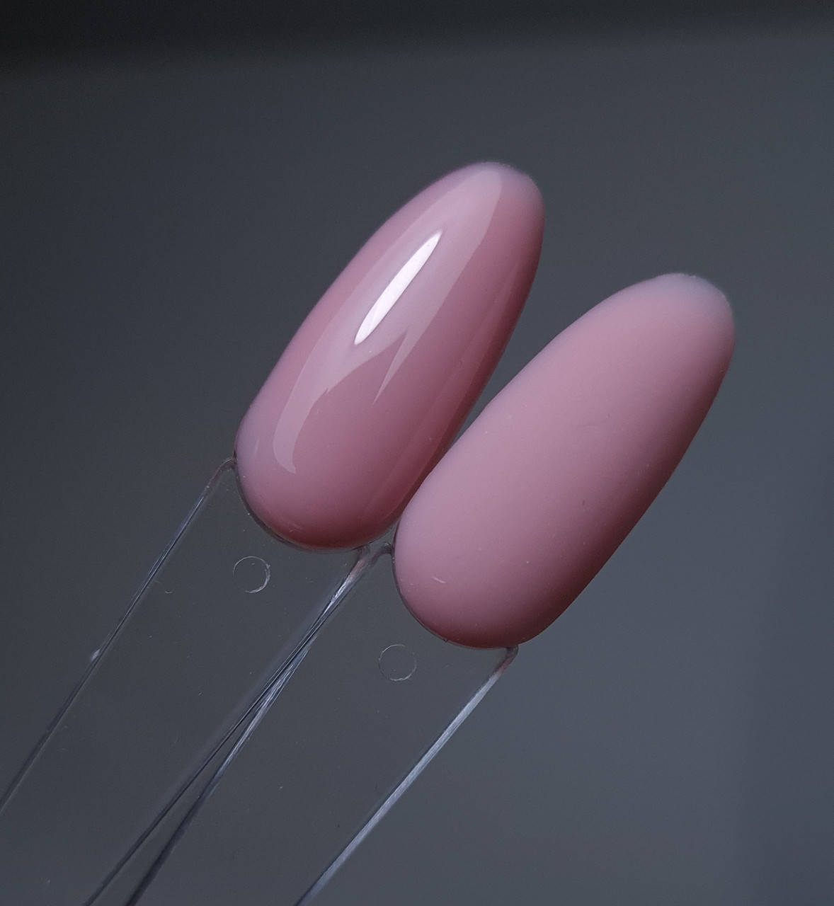 

12 MEDIUM rubber base 30гр.