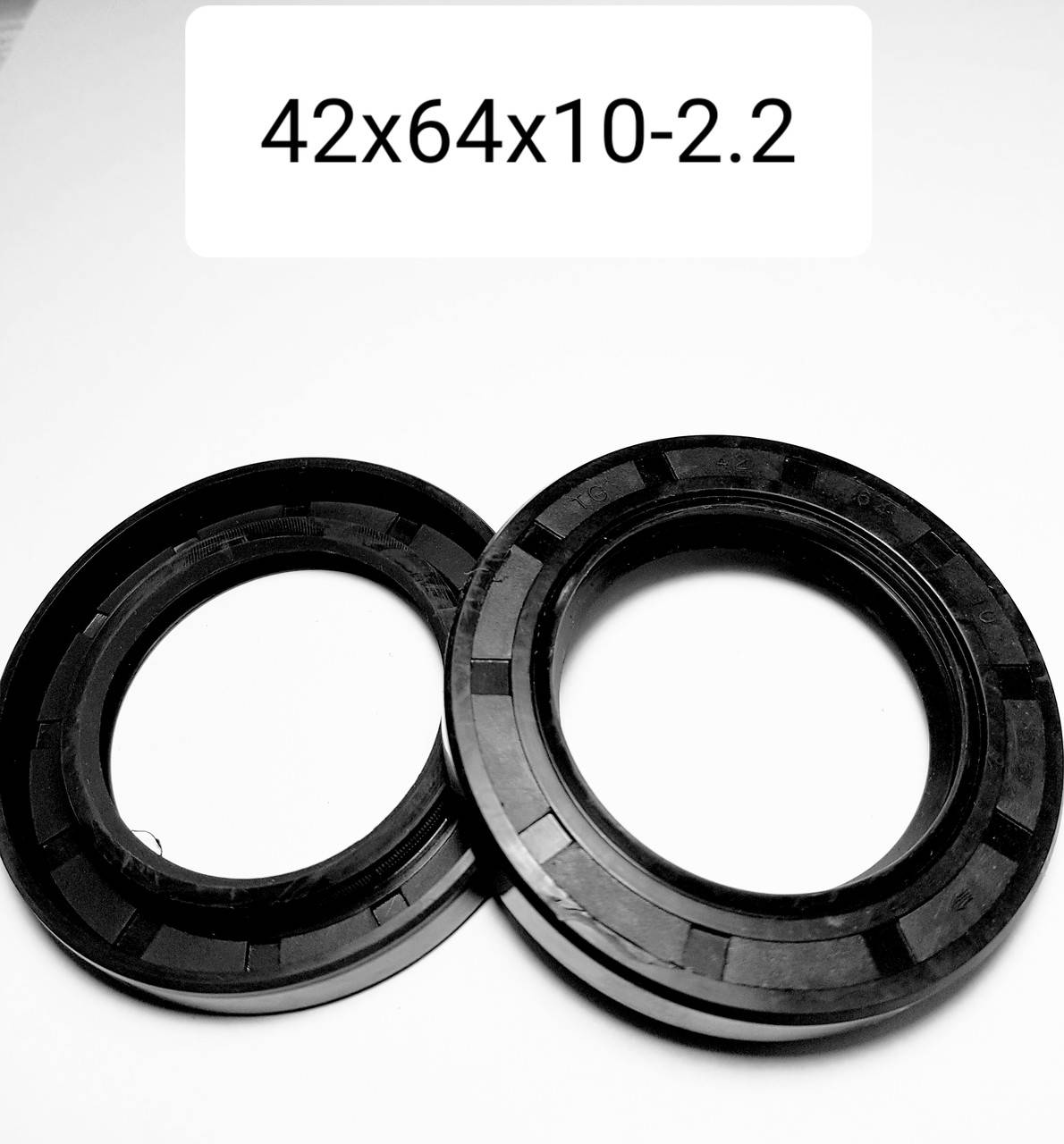 

Сальник манжета армированная 42х64х10-2.2