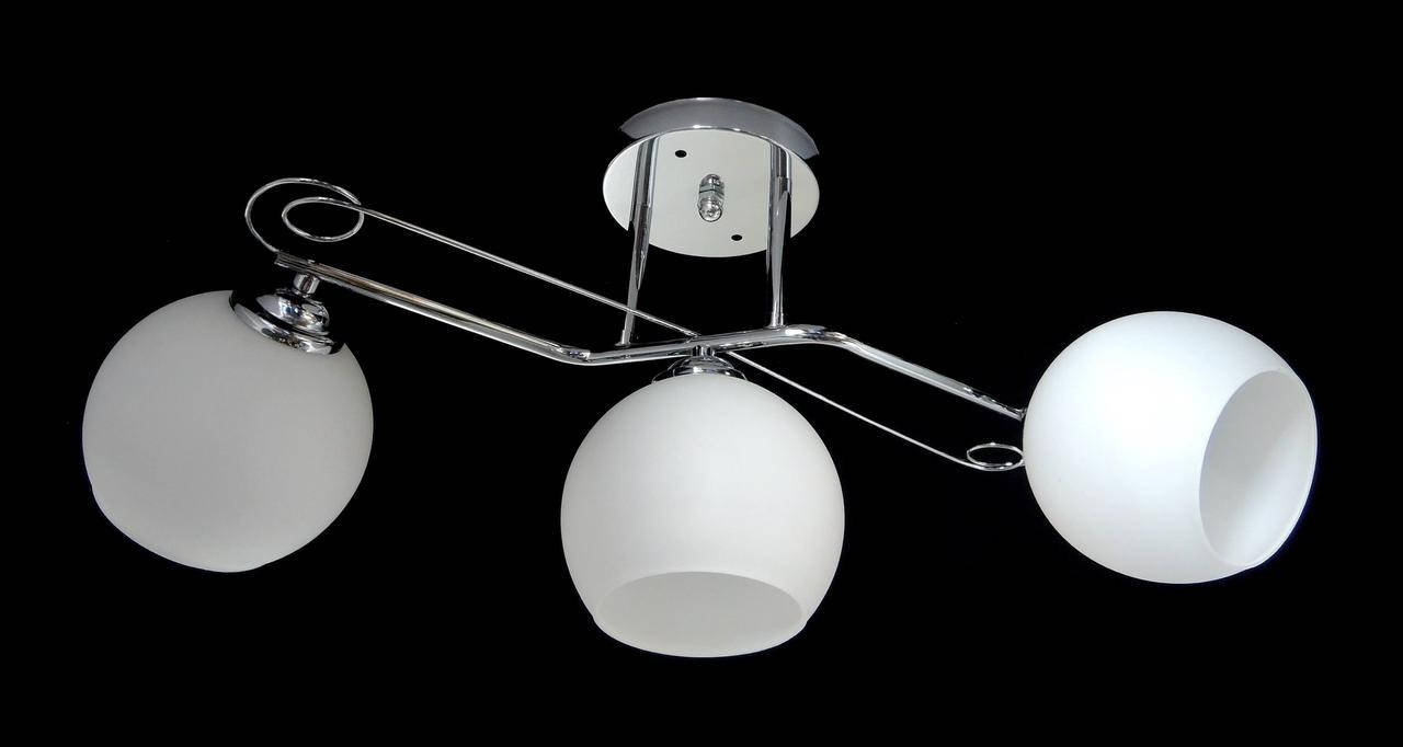 

Люстра потолочная SVLIGHT трехламповая 7384/3