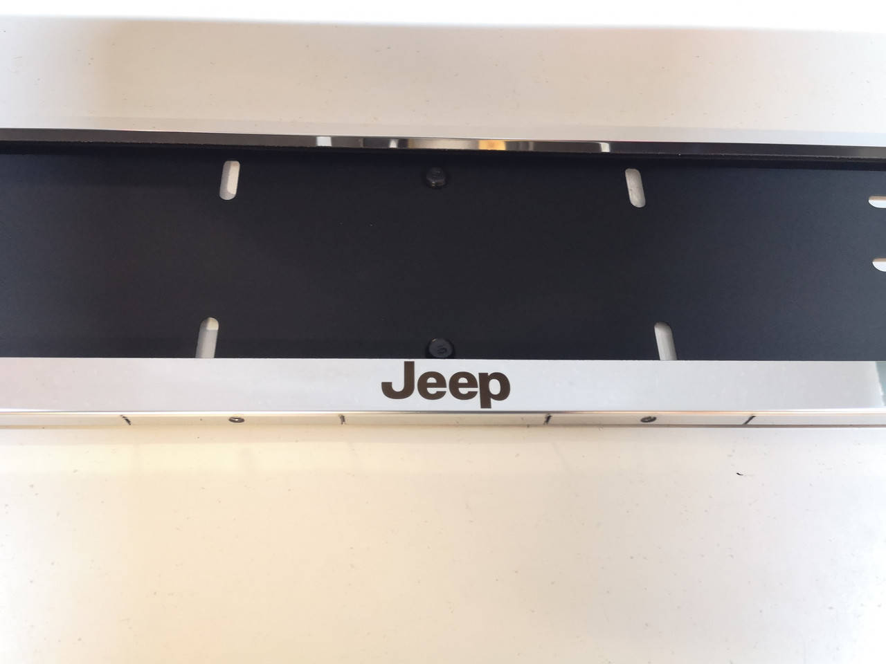 

Номерная рамка для авто Jeep