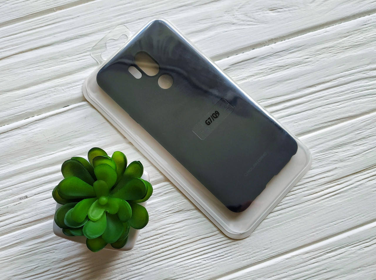

Матовый силиконовый чехол бампер для LG G7 Thinq черный тонкий софт тач