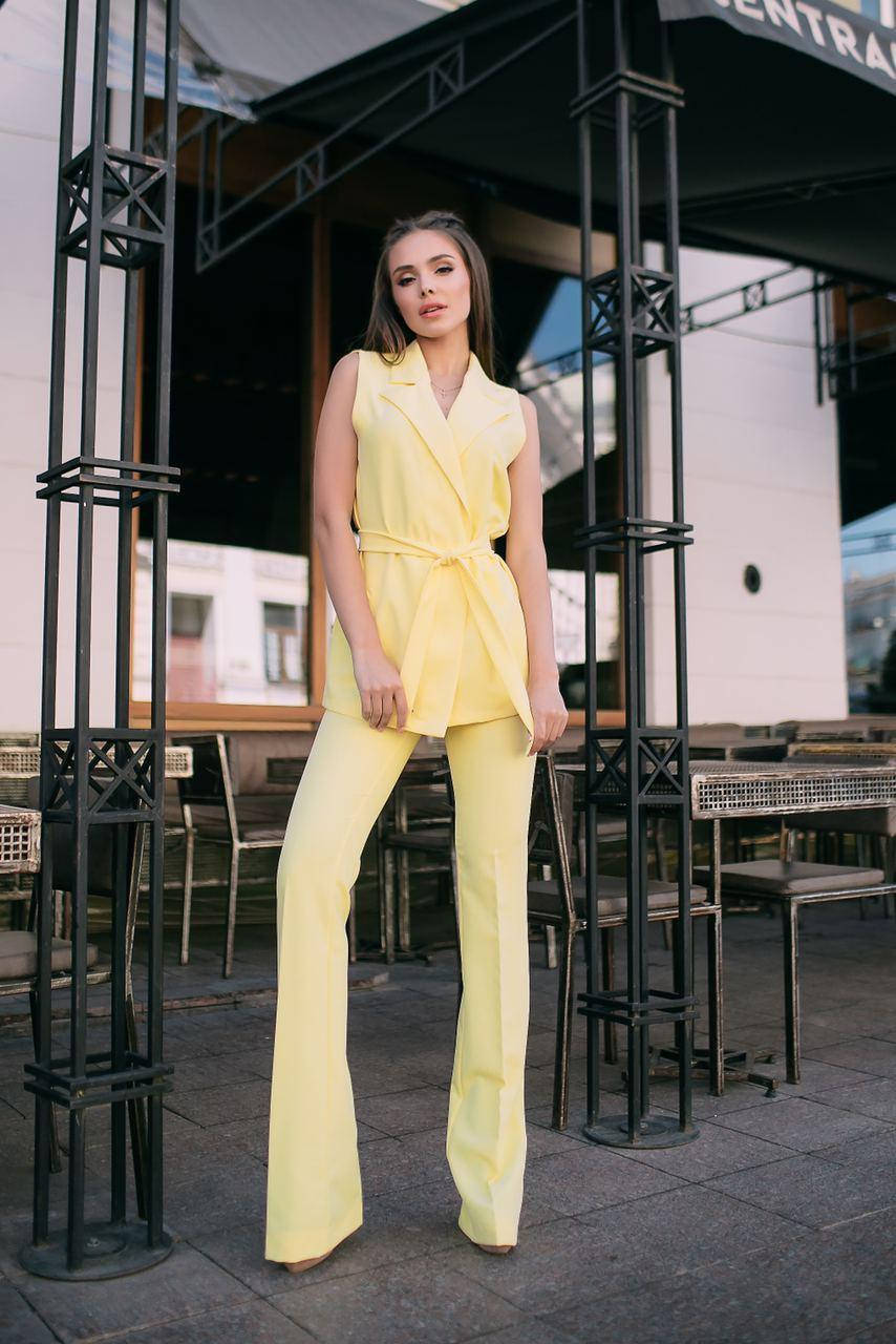 

Костюм женский брючный (клеш) с жилетом AniTi 133, желтый