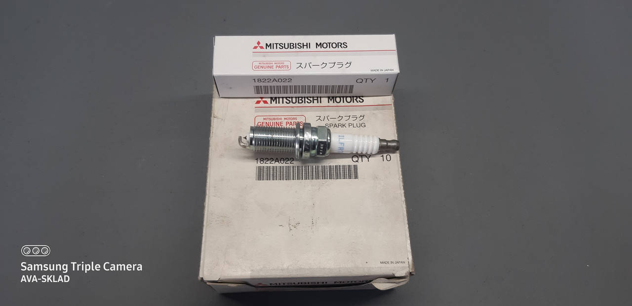 

Свеча зажигания оригинал MITSUBISHI 1822A022