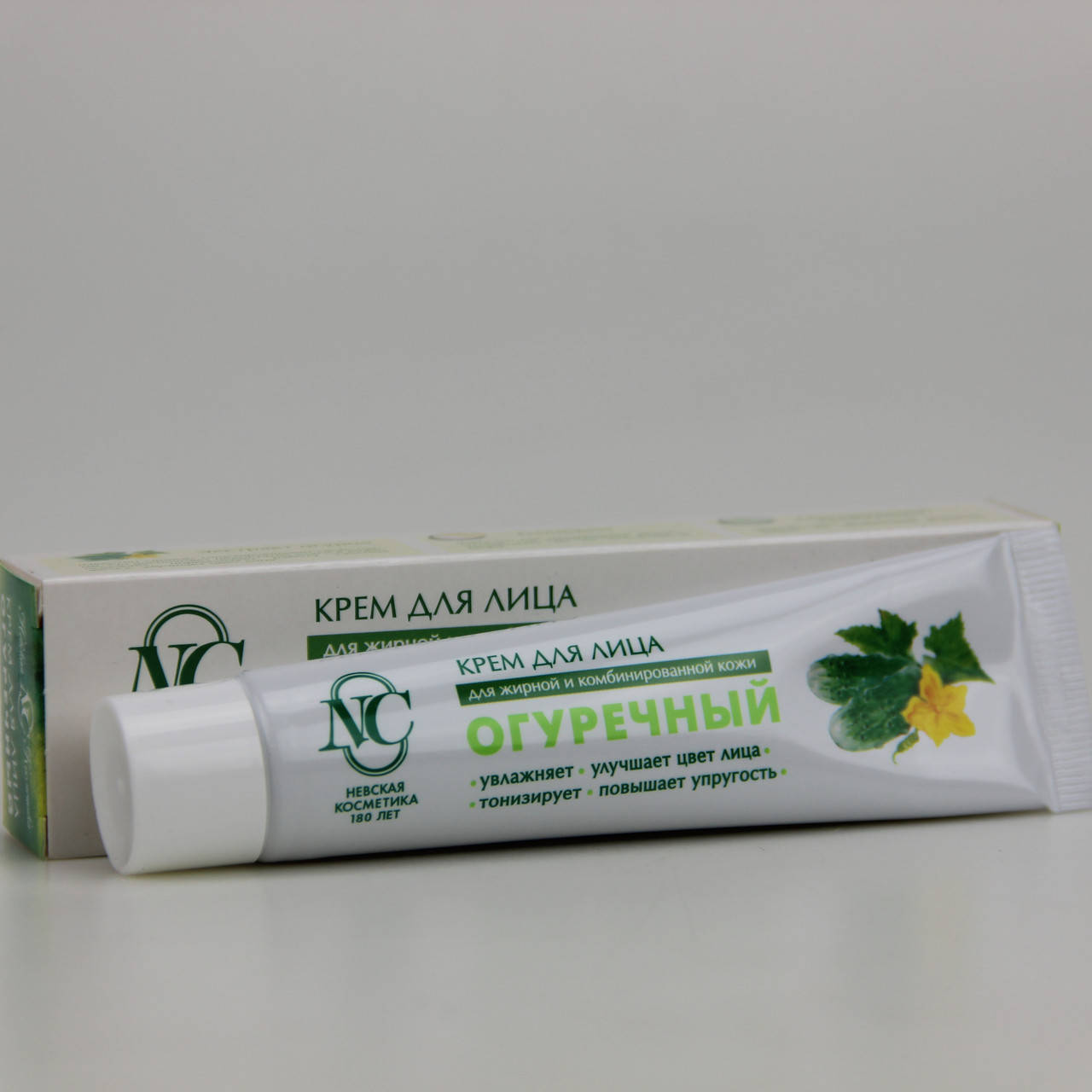 

Крем для лица Невская Косметика Огуречный для жирной и комбинированой кожи 40 мл