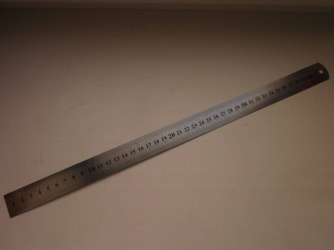 

Линейка металлическая 40 см двухсторонняя