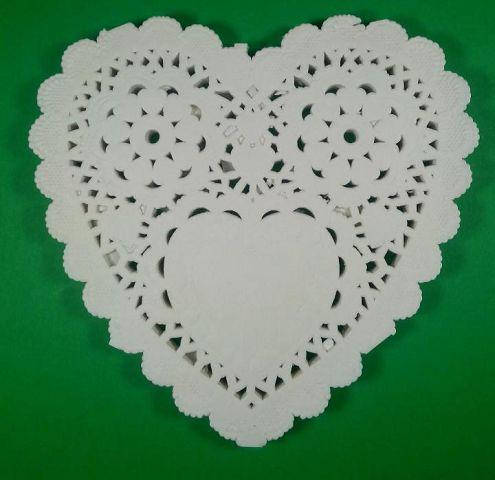 

Салфетка ажурная СЕРДЦЕ Ф12,5(100шт) (1 пачка)