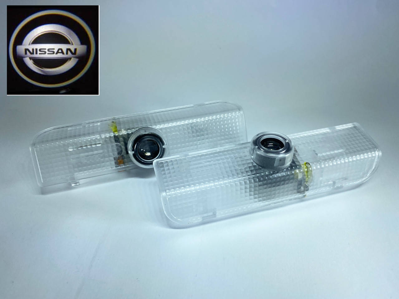 

Логотип подсветка двери Lazer door logo light NISSAN