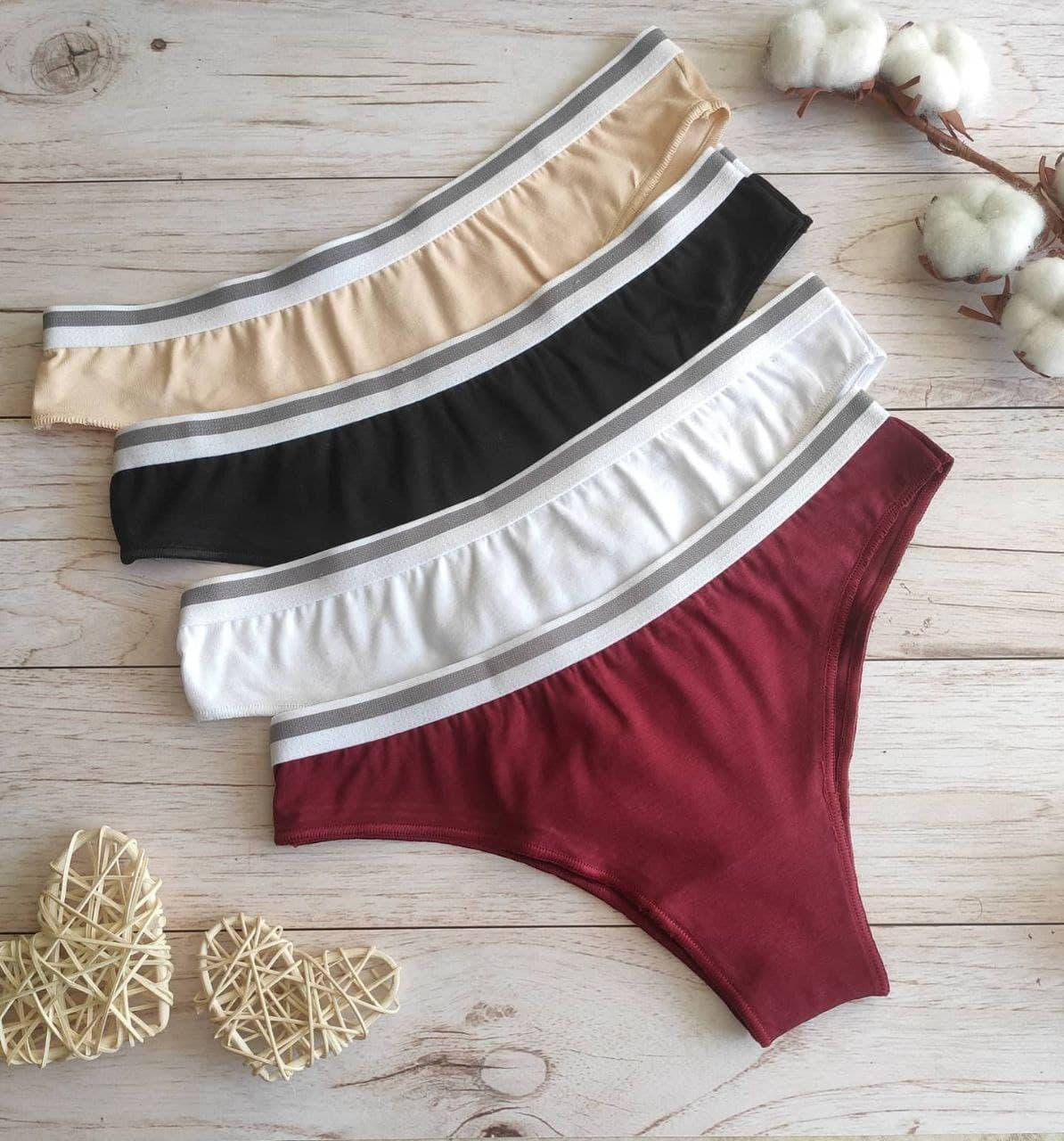 

Трусики слипы однотонные спорт средняя посадка Размер M (42-44p.) производства Турции.Упаковка 4 шт. хлопок