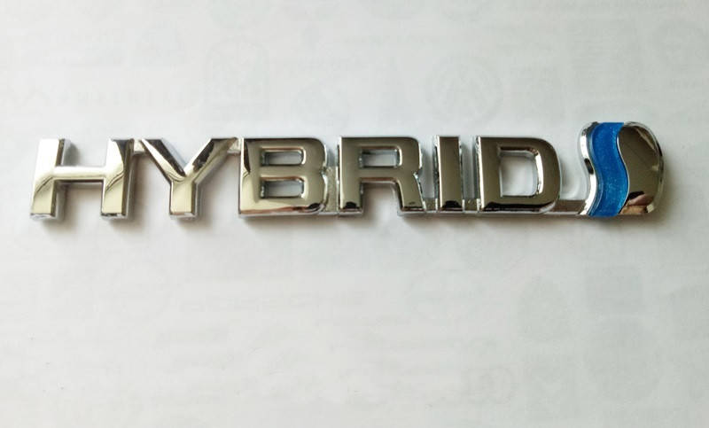 

Шильлдик надпись Hybrid на Toyota