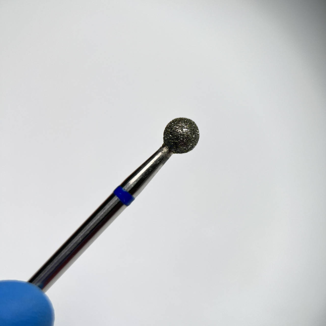 

Фреза Шар 040 с синей насечкой, Красный