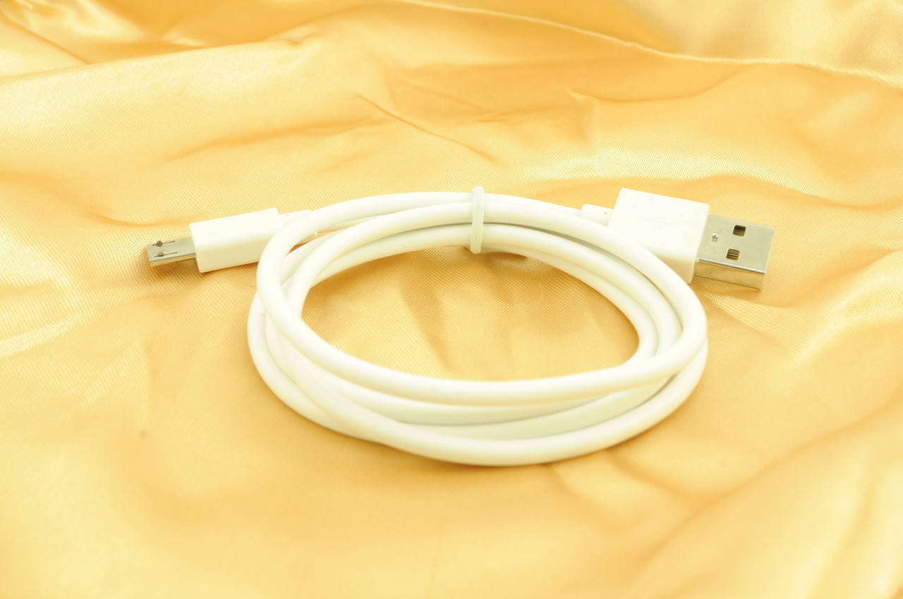 

Кабель Samsung Micro V8 1.2м 1A (зарядка+DATA-кабель)