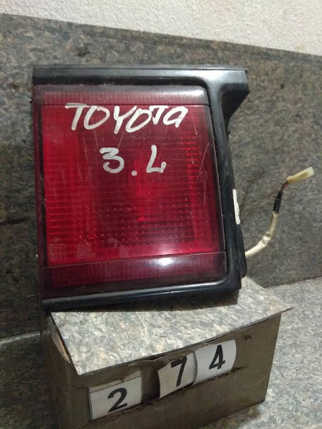 

№274 Б/у фонарь задний для Toyota Camry 1991-1996 8156033023