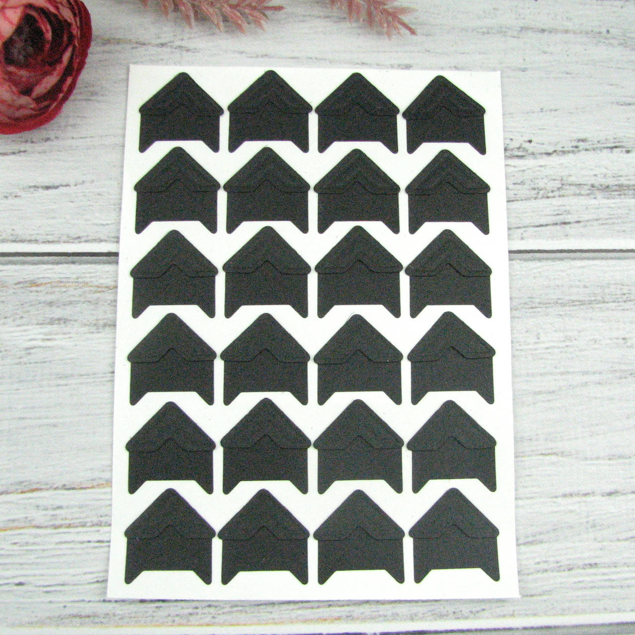 

Уголки для фотографий Черные самоклеющиеся на листе 24 уголков