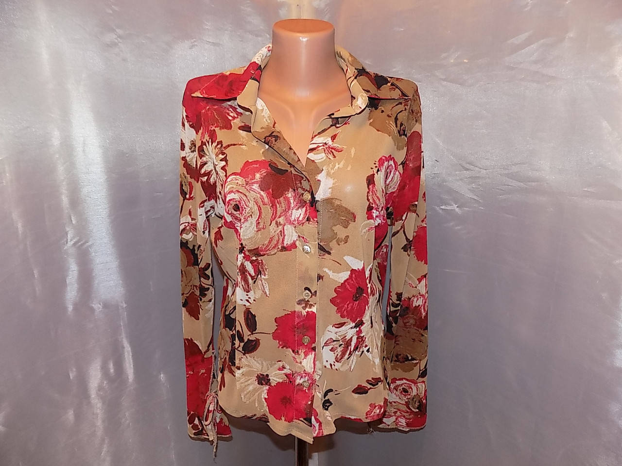 

Блуза стрейчь в цветочках р 40-48, Бежевый