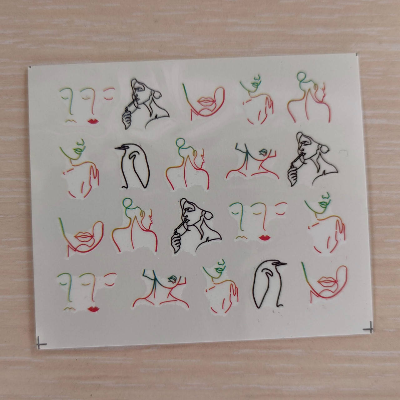 

Слайдеры Лица, Силуэты, Цветы, Картины 12, Разные цвета