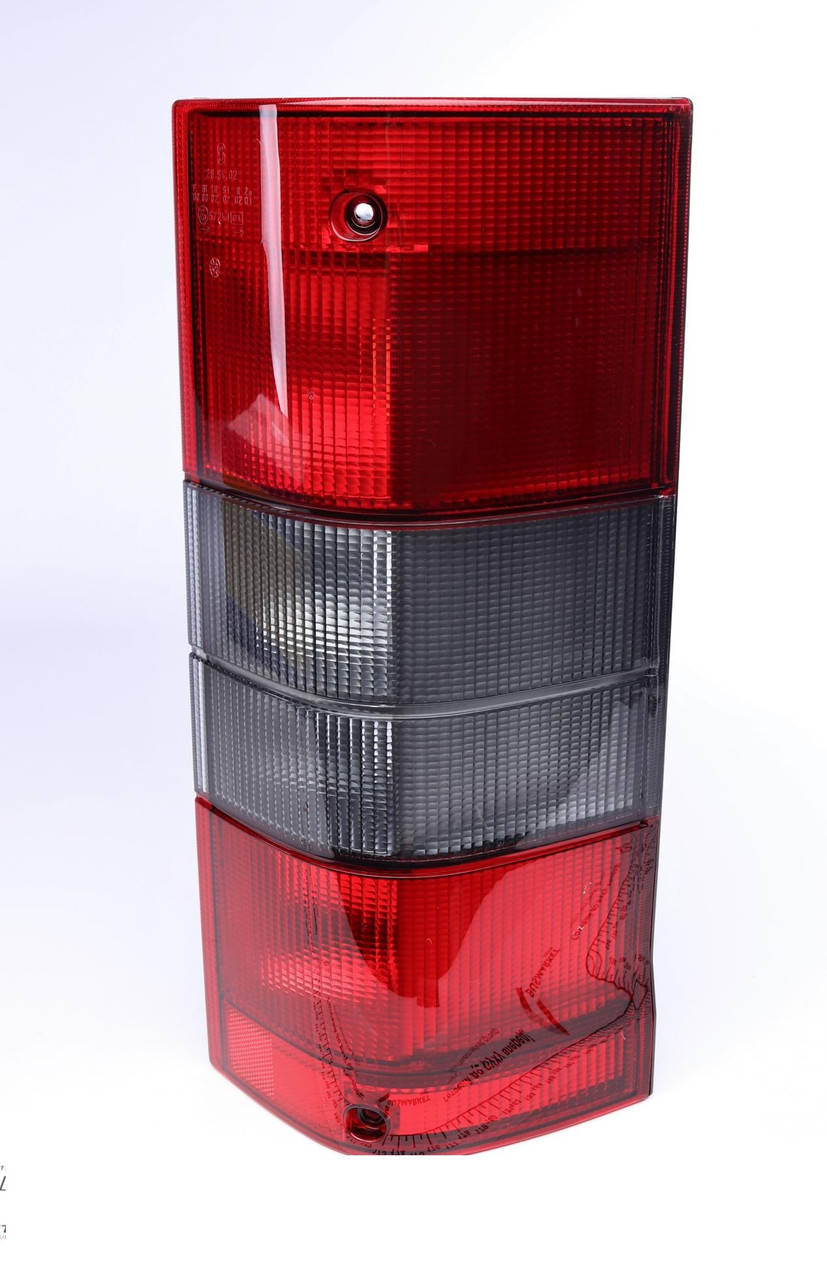 

Фонарь задний правый (стоп) Fiat Ducato/Citroen Jumper/Peugeot Boxer 94-02 (714028941801) MAGNETI MARELLI