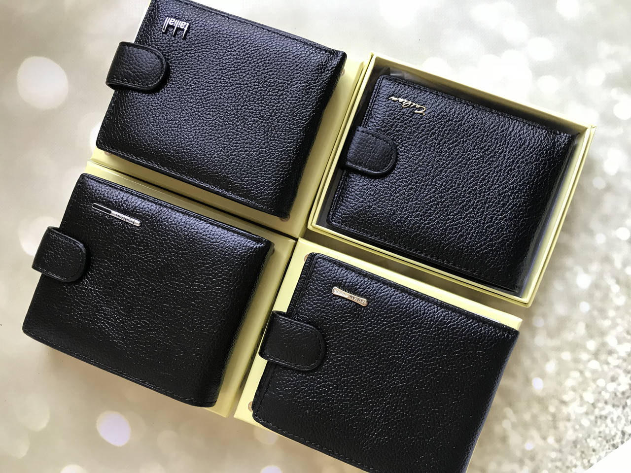 

Мужское портмоне Кожа