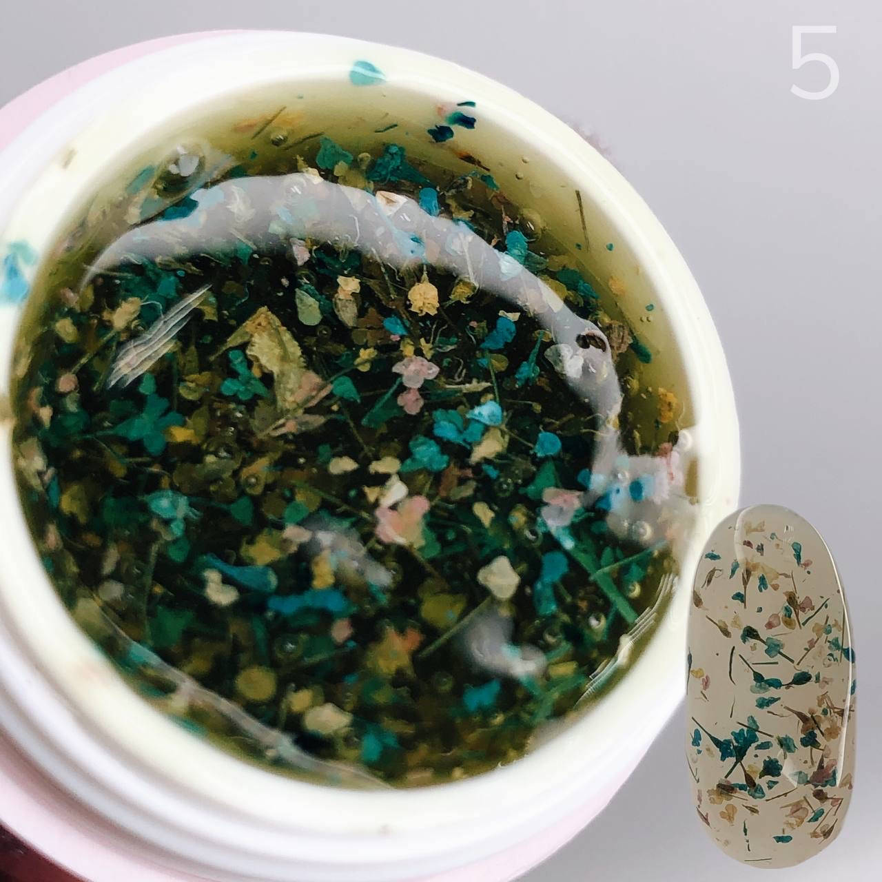 

Гель SAGA FLOWER FAIRY GEL 05 з сухоцвітами, 5 МЛ