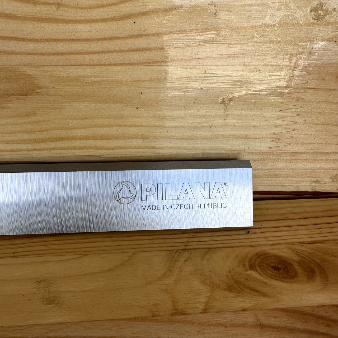 Ніж строгий Pilana 610x35x3 — HSS — 18% W