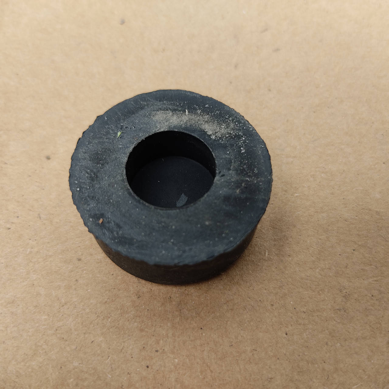 

Подушка бака Иж