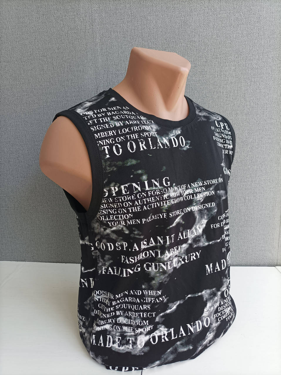 

Мужская черная безрукавка-футболка elvis