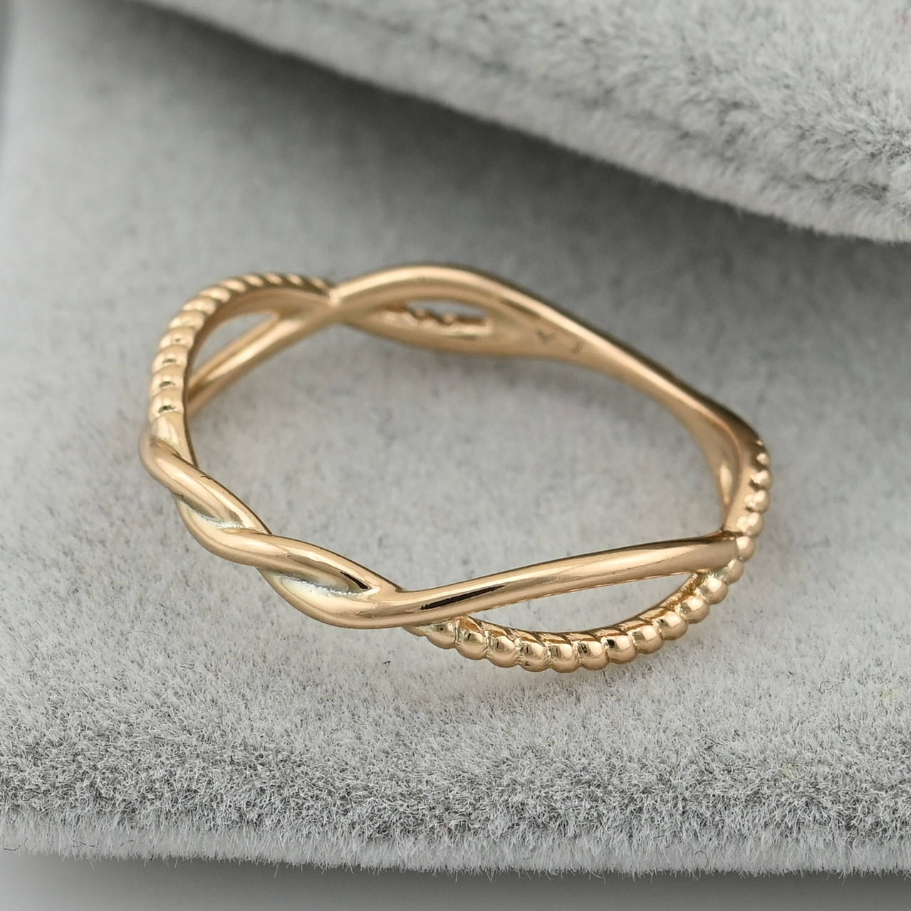 

Кольцо Xuping 30550 ширина 4 мм позолота 18К размер 18