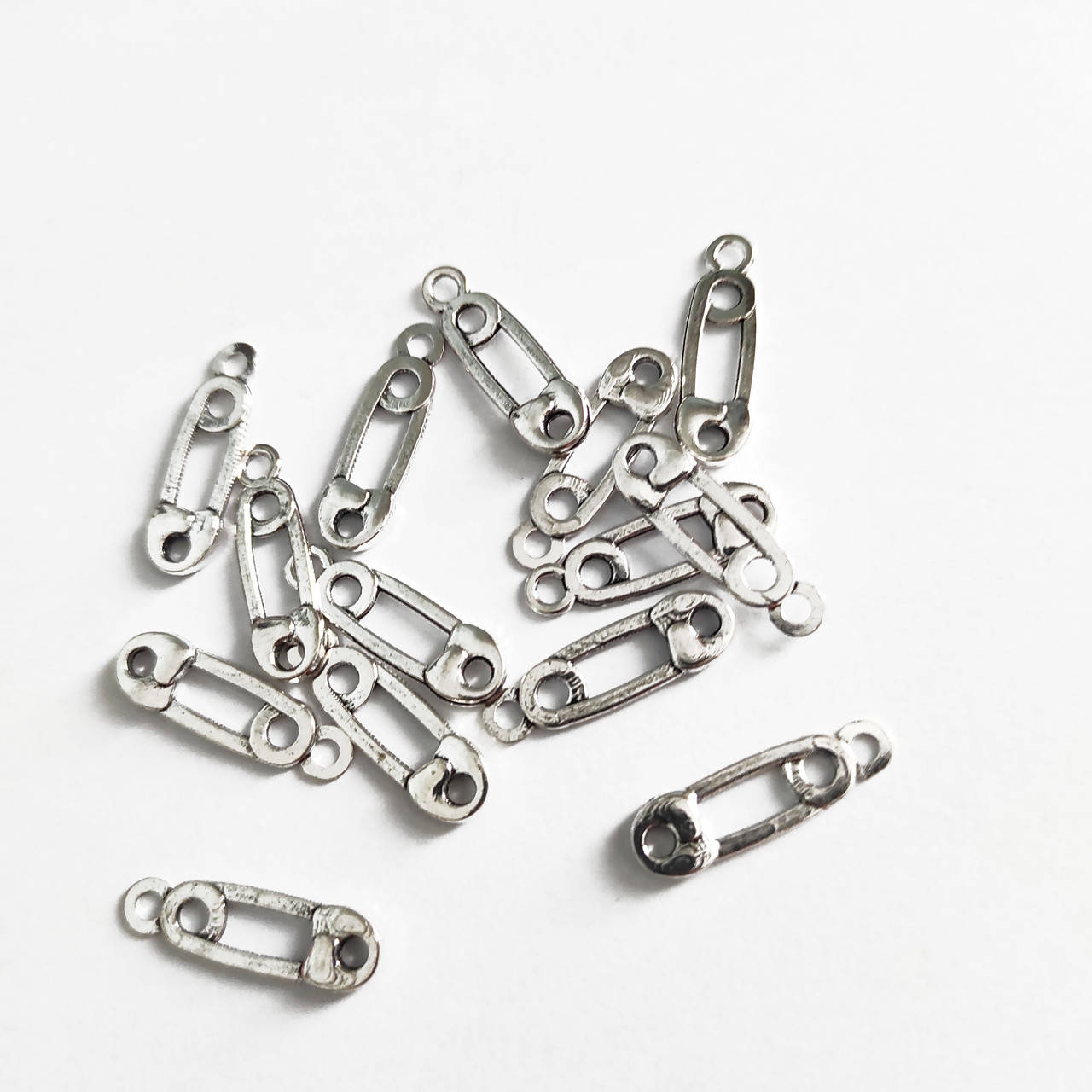 

Подвеска Булавка 2,2 см