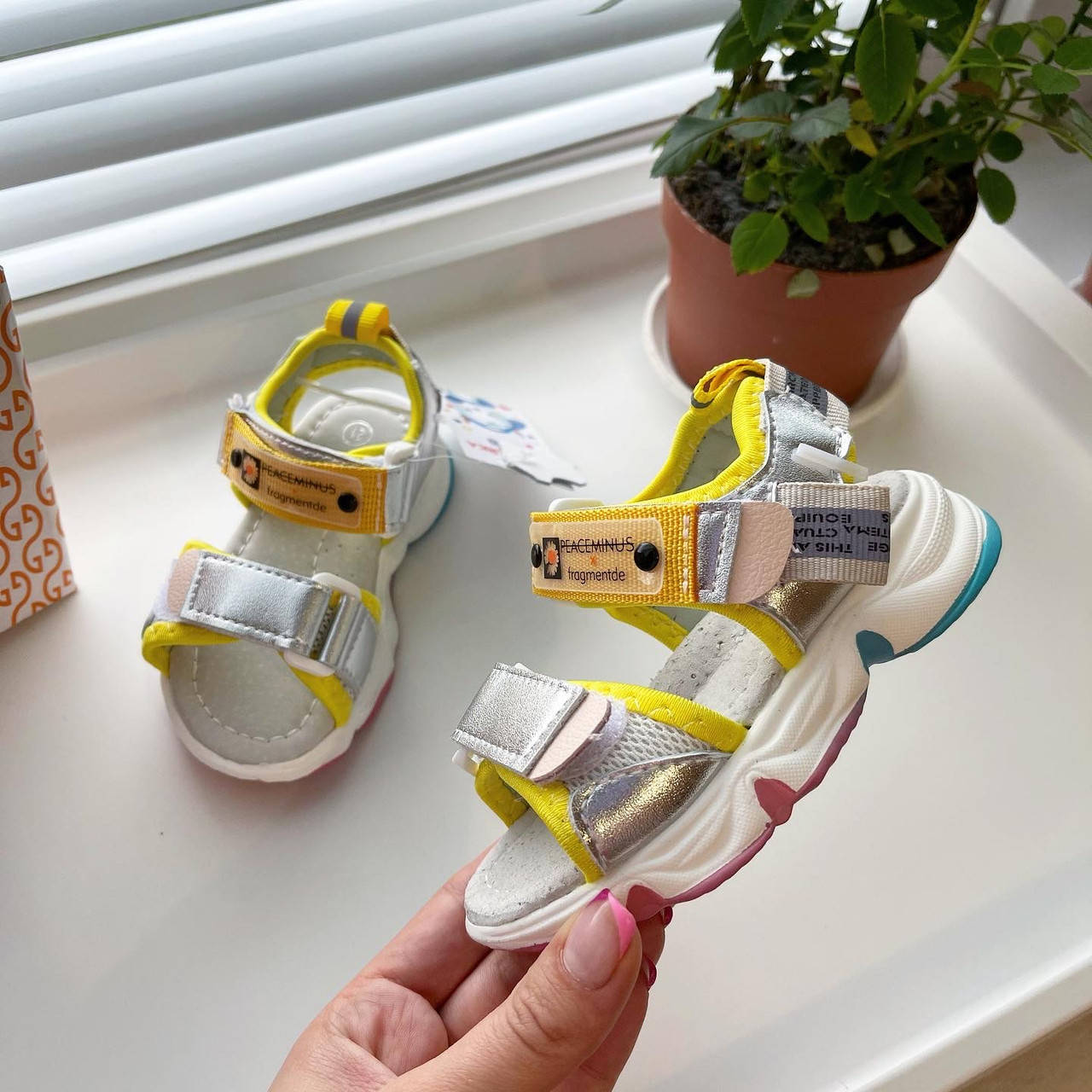 

Сандали кожа босоніжки шкіряні Босоножки лёгкие размеры 22 24 26, Серебристый