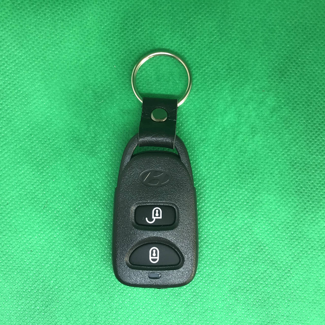 

Корпус брелка Hyundai Tucson, Accent, Santa Fe, ix 35, Elantra (Хундай ) 2 кнопки