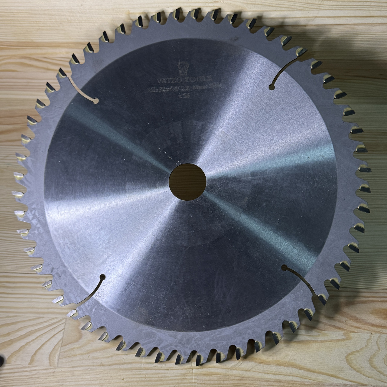 Пила дискова VATZO 250х32 (50)х36