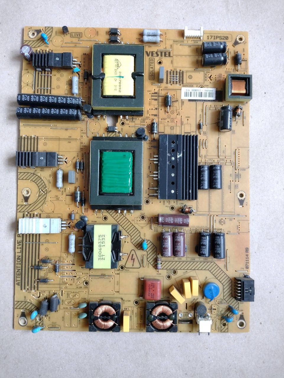

Проверенная, рабочая Блок питания Vestel 17IPS20 снят с телевизора panasonic tx-40cx300e Б / У