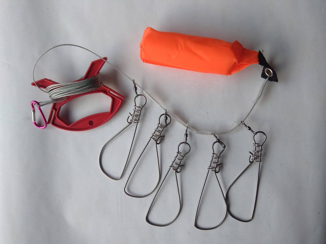 

Кукан 5 карабинов с поплавком