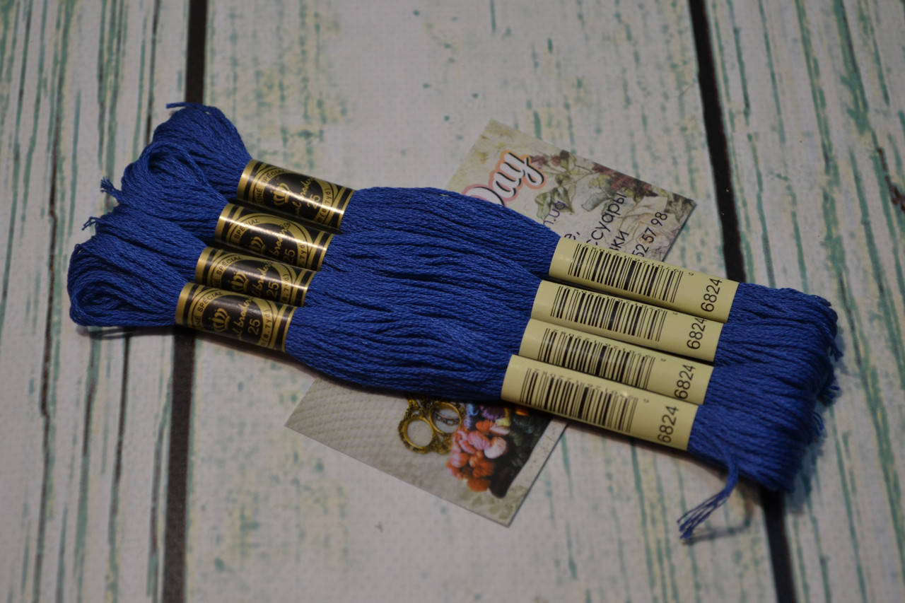 

Мулине Royal Broderie, цвет №824