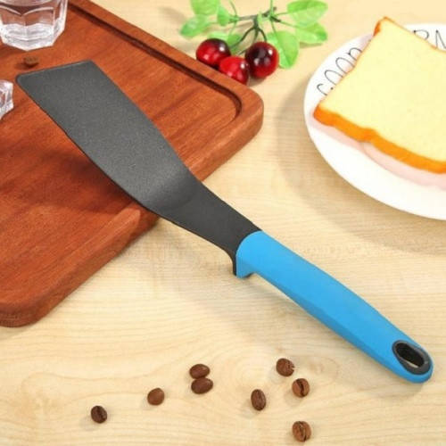 

Лопатка поварская длинная и очень удобная